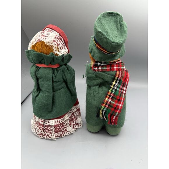 Vintage Christmas Caroler Figurines Man Woman Felt Choir Set of 2 Decor - Picture 4 of 7